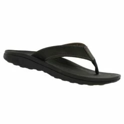 Sumo In Black Sandals