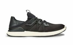 OluKai Mio Li In Black Shoes