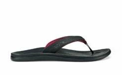 OluKai Punua Kia'i In Black Sandals