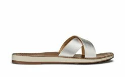 OluKai Ke'a In Tan Sandals