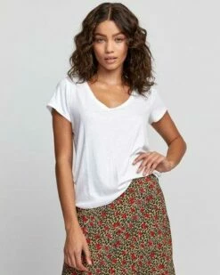 RVCA WoAsh Tee Shirt In White