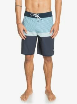 Quiksilver Highline Tijuana 19" In Blue Boardshort