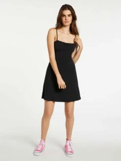 Volcom Shred Some Rug In Black Dress