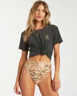 Billabong Waves Are Calling In Black Shirt