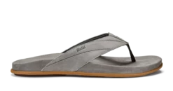 OluKai Pikoi In Charcoal Sandals