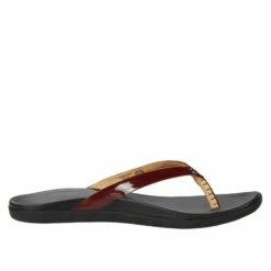OluKai Ho'opio Leather In Red Sandals