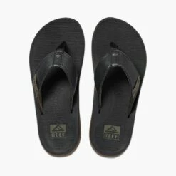 Reef Santa Ana In Black Sandals