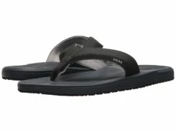 Reef Contoured Cushion (navy/black)