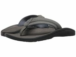 OluKai Hokua (charcoal/charcoal)