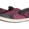 OluKai Kahu Pow! Wow! (black/punch Pink)